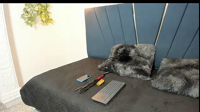 Snapshot of zeusapollofuck chatting on 09/14/25, 03:34 zeusapollofuck online show from 09/14/25, 03:34