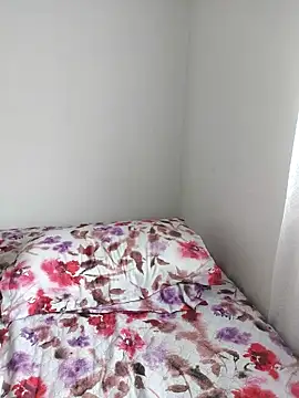 Snapshot of KIMGREY__ chatting on 09/20/25, 03:17 KIMGREY online show from 09/20/25, 03:17
