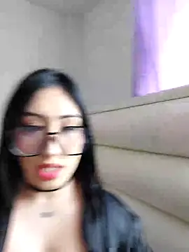 KIMGREY   online show from 11/26/25, 06:19