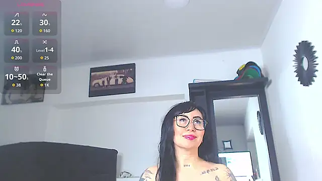 Snapshot of Vicky_hotmilf chatting on 05/15/26, 11:19 Vicky hotmilf online show from 05/15/26, 11:19