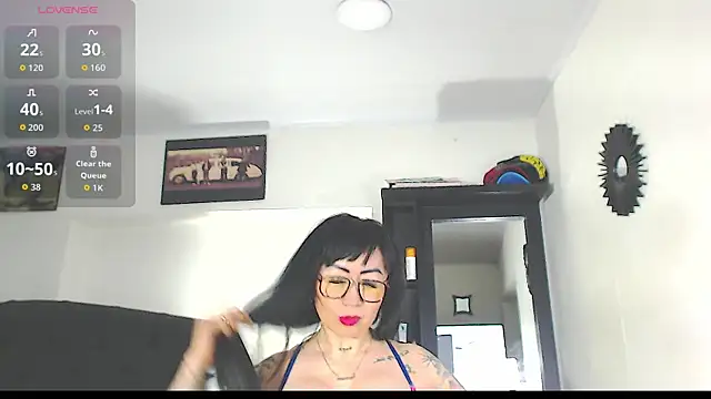 Vicky hotmilf online show from 10/31/25, 11:07