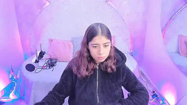 Gaby louse online show from 04/15/26, 07:40