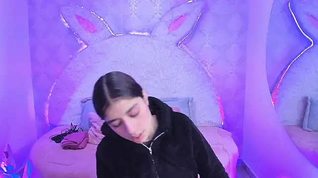 Snapshot of Gaby_louse chatting on 02/25/26, 07:25 Gaby louse online show from 02/25/26, 07:25