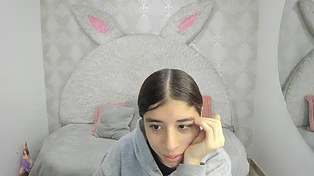 Gaby louse online show from 04/04/26, 07:09