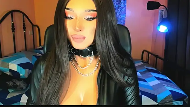 xUrGoddess Bellax online show from 11/12/25, 01:43