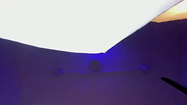 Snapshot of Mia_and_lexy chatting on 11/03/25, 02:39 Mia and lexy online show from 11/03/25, 02:39