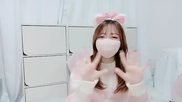 Hanachan Gcup  online show from 10/30/25, 11:19