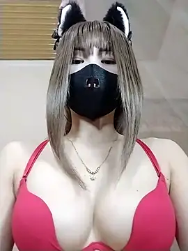 Snapshot of Helen69x chatting on 03/01/26, 03:01 Helen69x online show from 03/01/26, 03:01