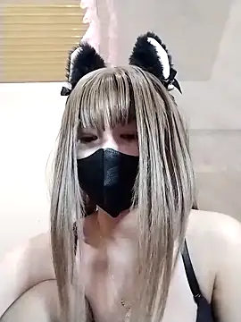 Snapshot of Helen69x chatting on 03/11/26, 03:39 Helen69x online show from 03/11/26, 03:39