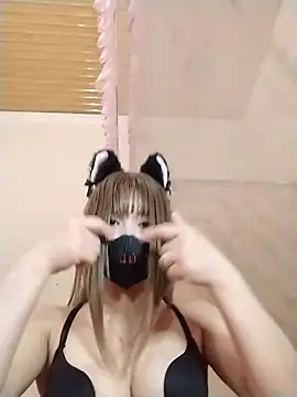 Snapshot of Helen69x chatting on 03/11/26, 03:22 Helen69x online show from 03/11/26, 03:22