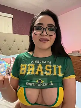 MyHoneyFrida online show from 01/17/26, 12:48