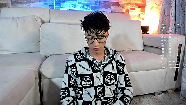 mhatias  online show from 02/06/26, 04:41