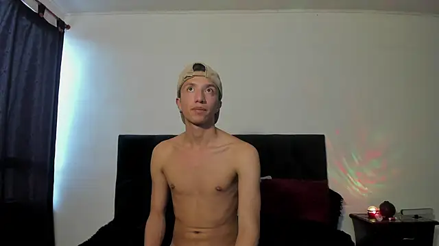 mhatias  online show from 11/16/25, 04:12