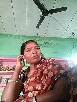 Jivika Jaiswal online show from 10/24/25, 03:05