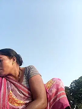 Jivika Jaiswal online show from 10/14/25, 01:50