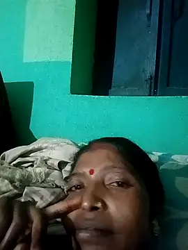 Jivika Jaiswal online show from 10/15/25, 02:14