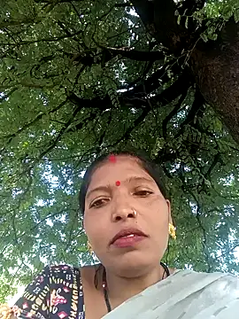 Jivika Jaiswal online show from 10/02/25, 04:05