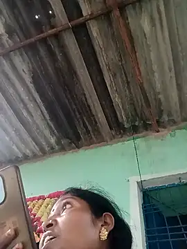 Jivika Jaiswal online show from 10/27/25, 01:28