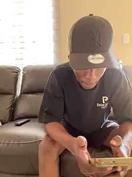 MeneerIan online show from 10/15/25, 06:11