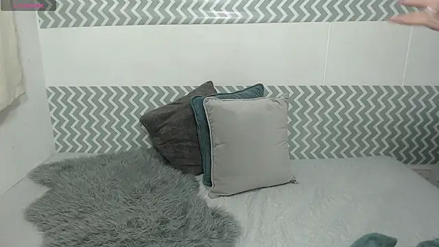 EmilyCoy  online show from 12/04/25, 05:06