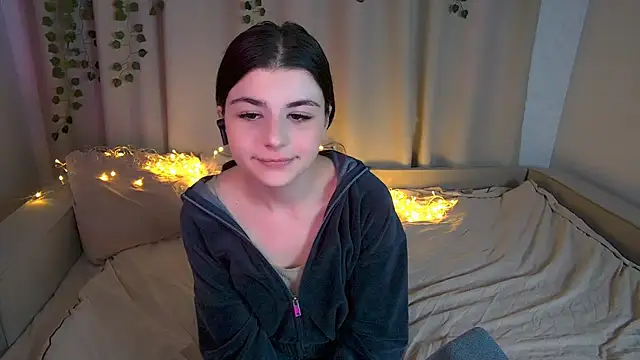 pyro flerrr online show from 09/19/25, 06:56