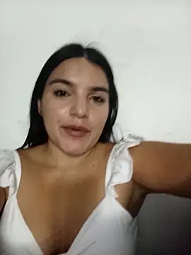 chloe 90 online show from 10/13/25, 11:49