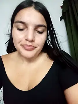 chloe 90 online show from 10/11/25, 11:50