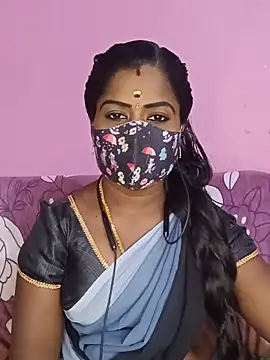 Snapshot of tamilammukuttyy chatting on 05/18/26, 09:14 tamilammukuttyy online show from 05/18/26, 09:14