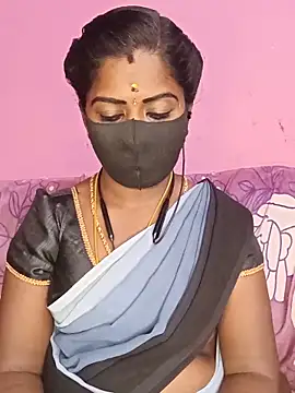 Snapshot of tamilammukuttyy chatting on 05/21/26, 04:59 tamilammukuttyy online show from 05/21/26, 04:59