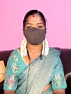 tamilammukuttyy online show from 09/28/25, 03:19