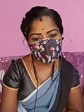 Snapshot of tamilammukuttyy chatting on 05/17/26, 09:59 tamilammukuttyy online show from 05/17/26, 09:59