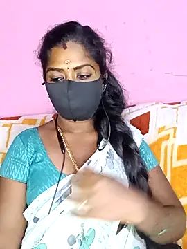 tamilammukuttyy online show from 11/15/25, 02:43