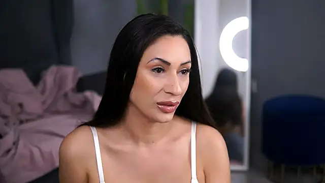 SarahMystique online show from 11/20/25, 02:18