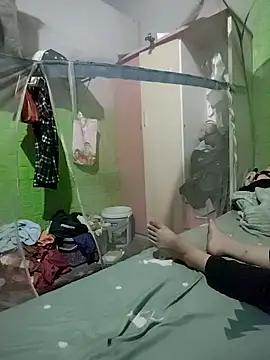 Tin tanny online show from 10/26/25, 02:39