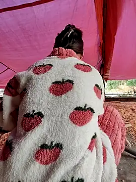 Tin tanny online show from 11/27/25, 12:11