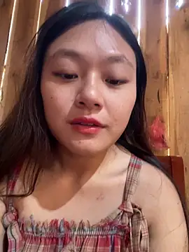 mai-xinh online show from 12/18/25, 03:00