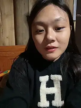 mai-xinh online show from 11/03/25, 03:37