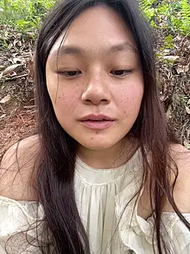 mai-xinh online show from 12/21/25, 04:58