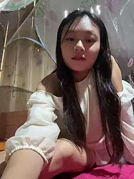 mai-xinh online show from 10/18/25, 11:29