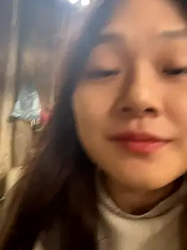 mai-xinh online show from 11/20/25, 01:39