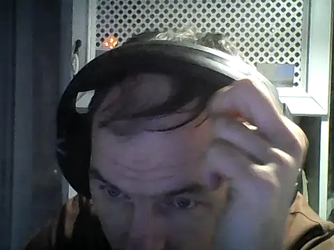 Snapshot of SummerArthur chatting on 10/30/25, 06:38 SummerArthur online show from 10/30/25, 06:38