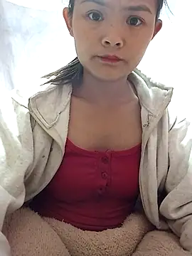 xinhxinhcute online show from 10/23/25, 10:30