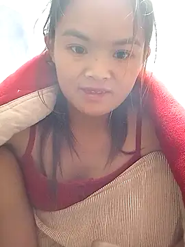 xinhxinhcute online show from 10/25/25, 01:01