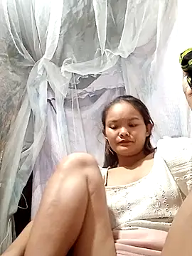 xinhxinhcute online show from 10/06/25, 02:02