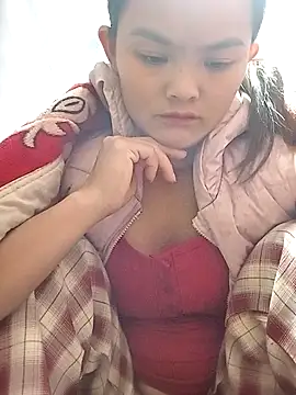 xinhxinhcute online show from 10/29/25, 10:20