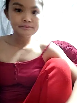 xinhxinhcute online show from 11/11/25, 02:39