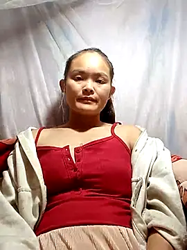 xinhxinhcute online show from 10/26/25, 01:17