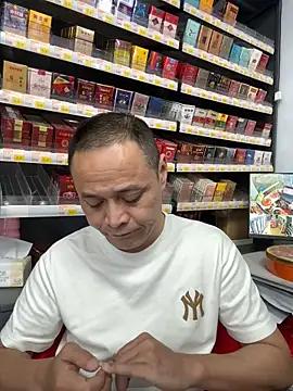 dajiba4718 online show from 11/10/25, 11:37