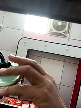 dajiba4718 online show from 11/28/25, 02:17