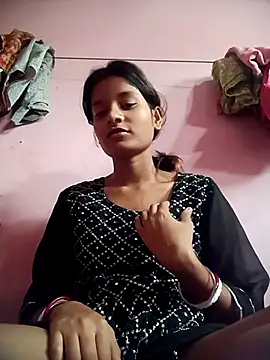 Hot Mayra  online show from 11/02/25, 05:56